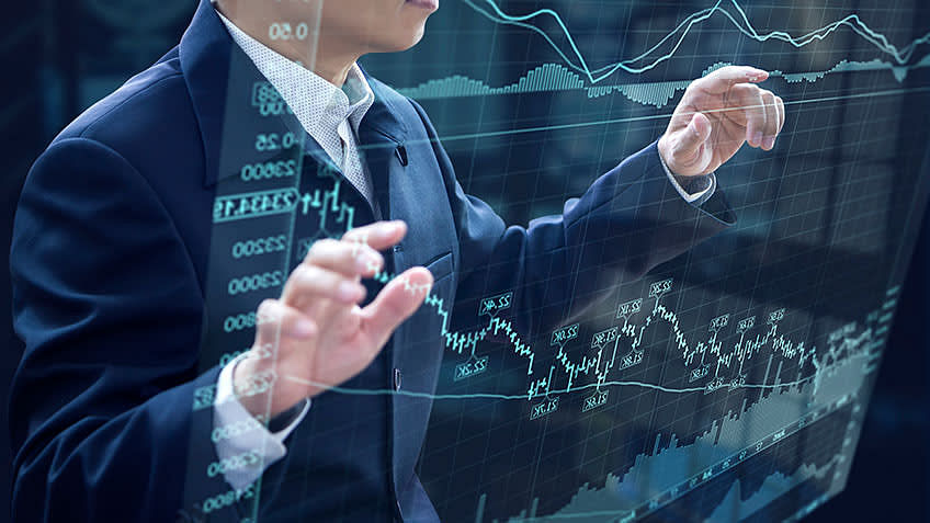 Leading Data Analytics Initiatives - Datahub Analytics